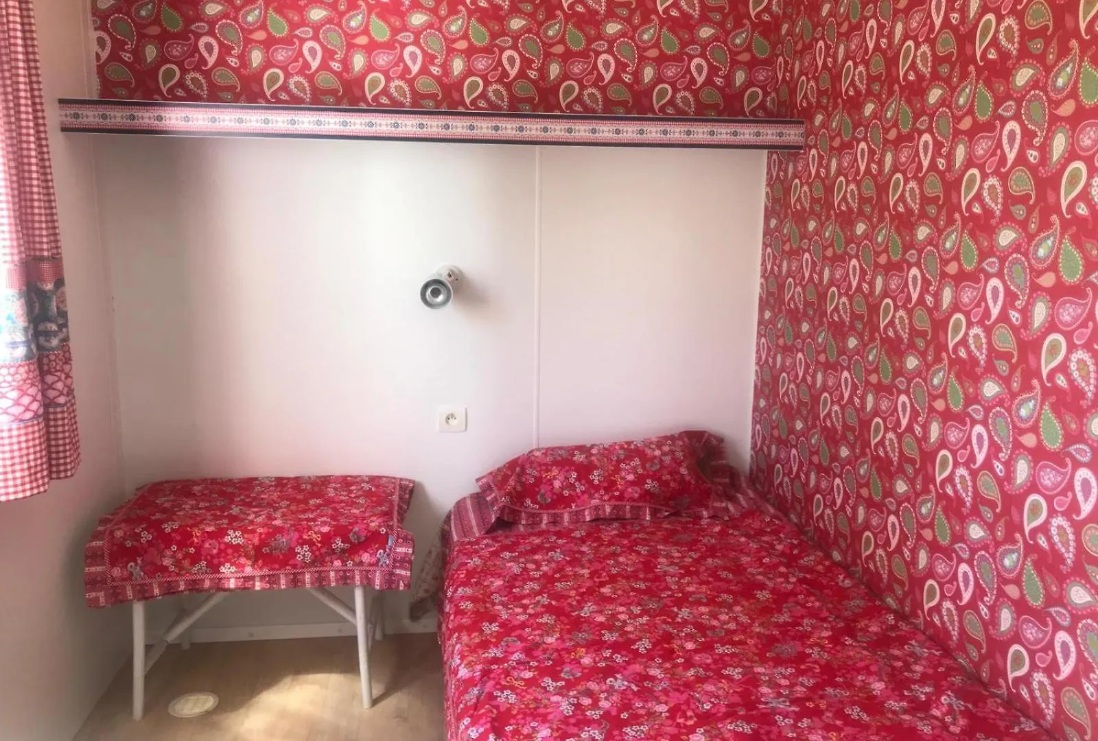 Holidayhomepoujol Mobile Gite Montfermier France